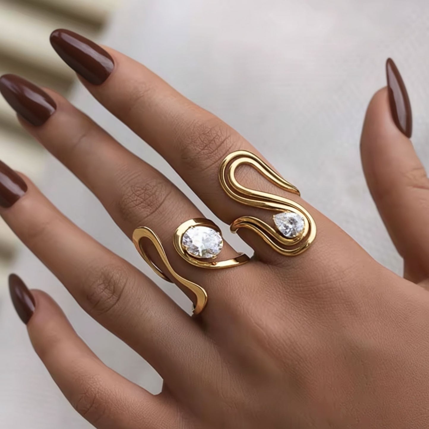 VIENNA GLOW RING