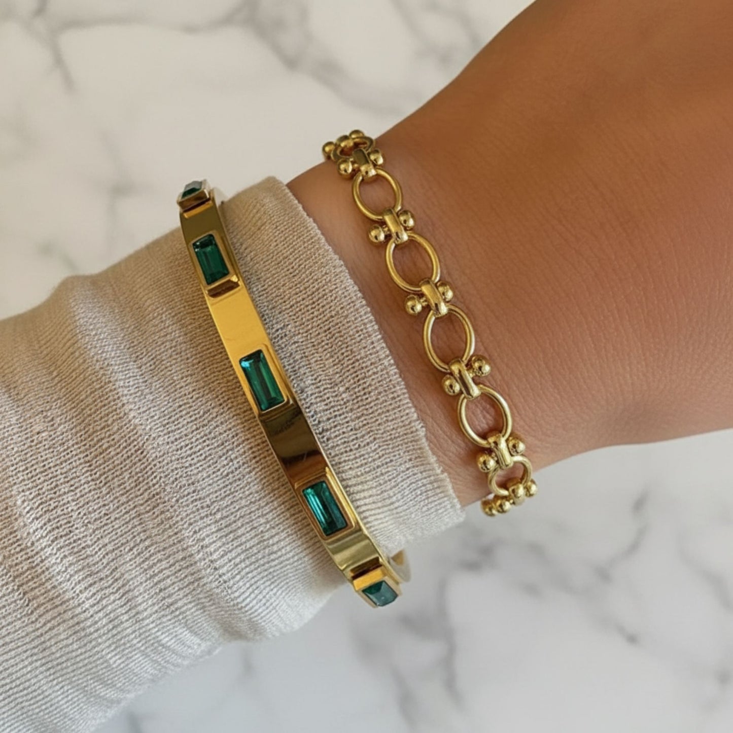 GOLDEN GLOW BANGLE