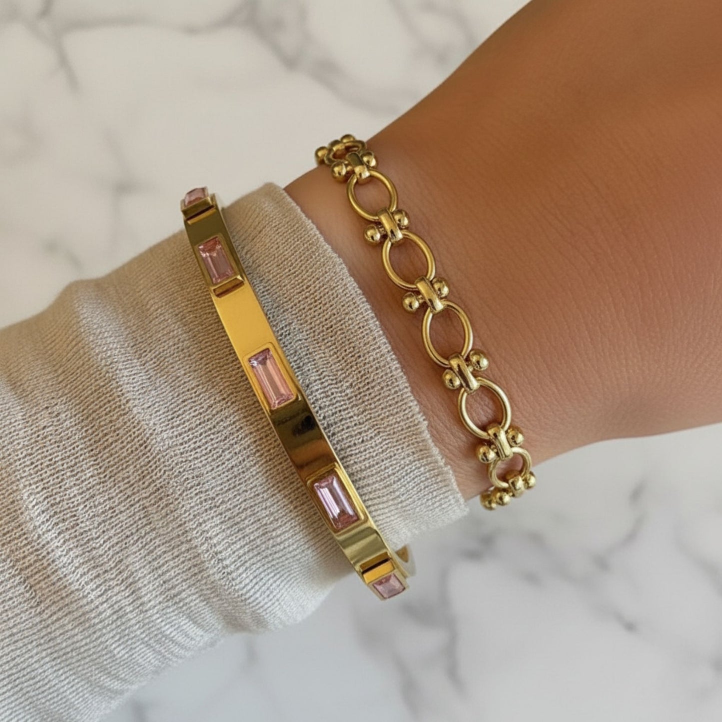 GOLDEN GLOW BANGLE