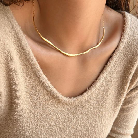 AMORE LUNGO NECKLACE
