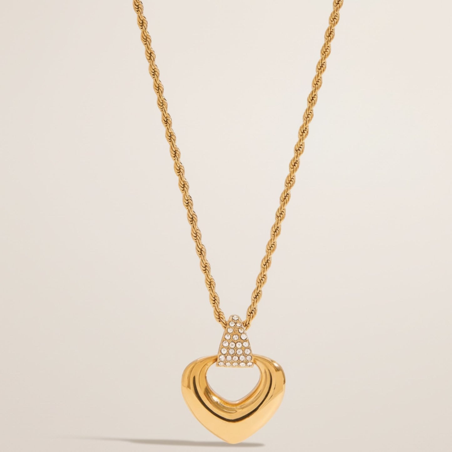 CUORE NECKLACE